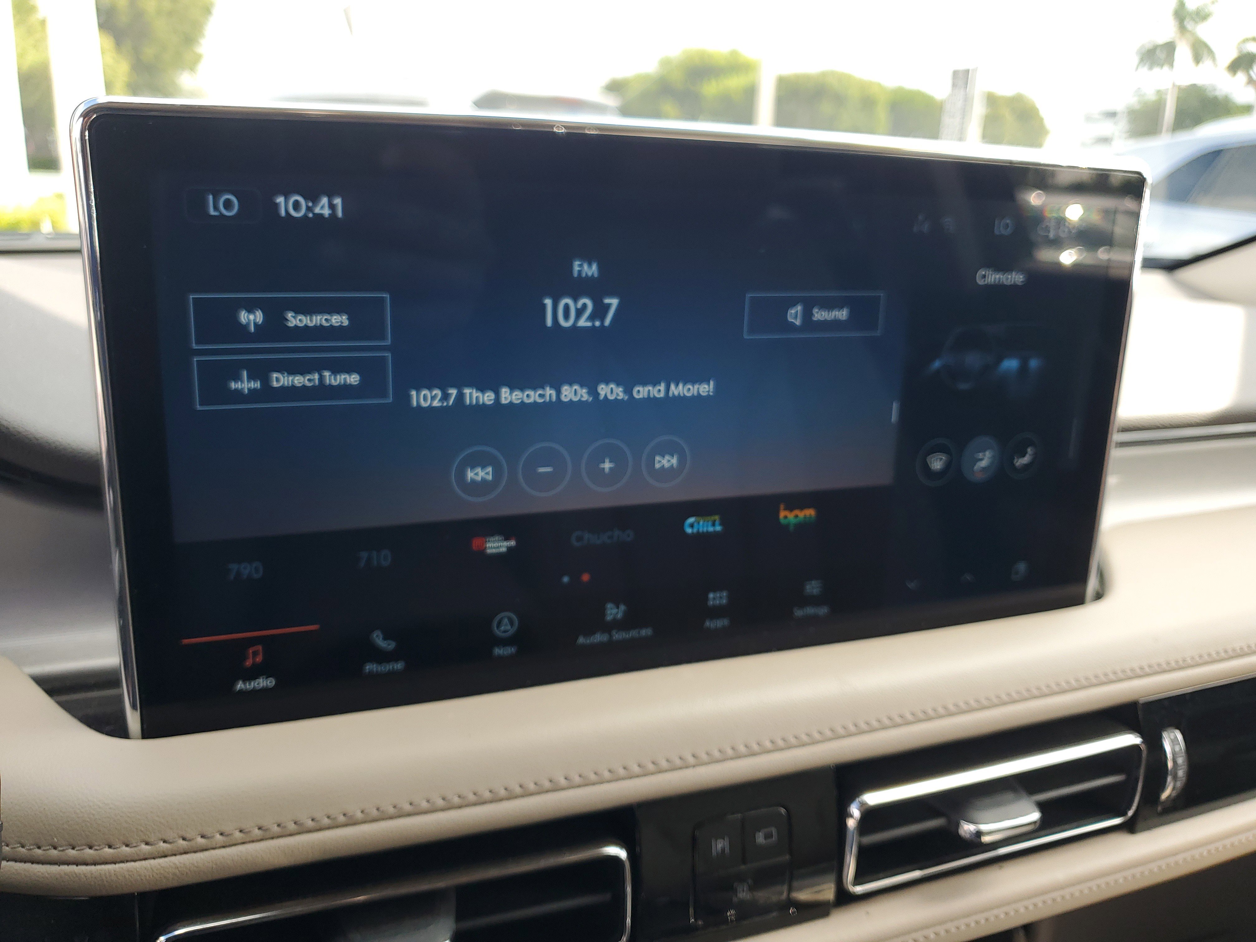 Certified 2022 Lincoln Nautilus FWD w/ Premium Package image 24