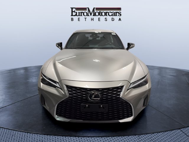 Used 2022 Lexus IS 300 RWD image 8