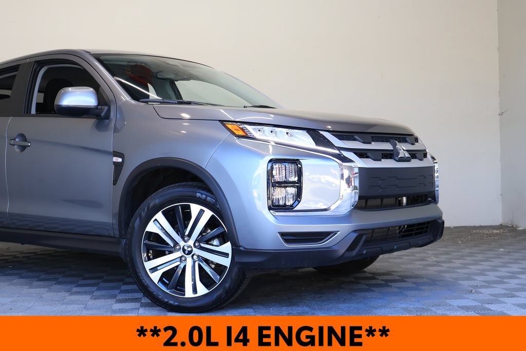 Used 2026 Mitsubishi Outlander Sport ES AWD/4WD image 3