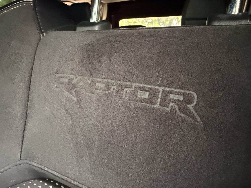 Certified 2024 Ford Bronco Raptor w/ Interior Carbon Fiber Pack 6 AWD/4WD image 13