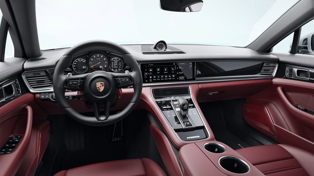 Certified 2023 Porsche Panamera 4 Platinum Edition image 10