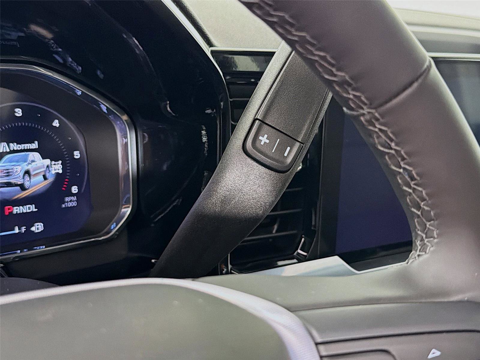 New 2026 GMC Sierra 1500 Elevation image 17