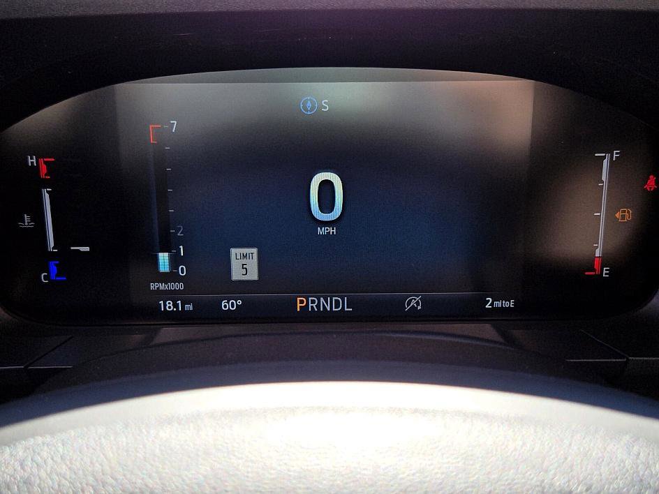 New 2025 Ford Maverick Lariat w/ 4K Tow Package image 31