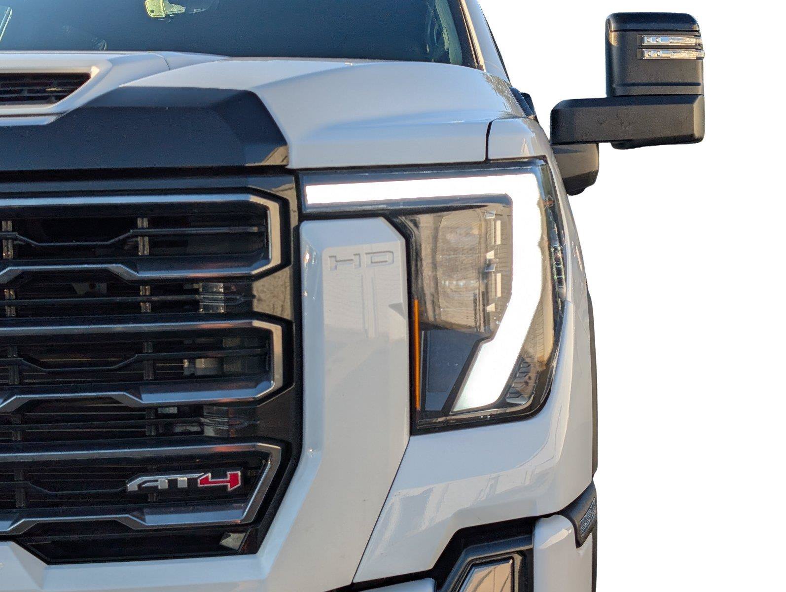 Used 2024 GMC Sierra 2500 AT4 w/ AT4 Premium Plus Package AWD/4WD image 13