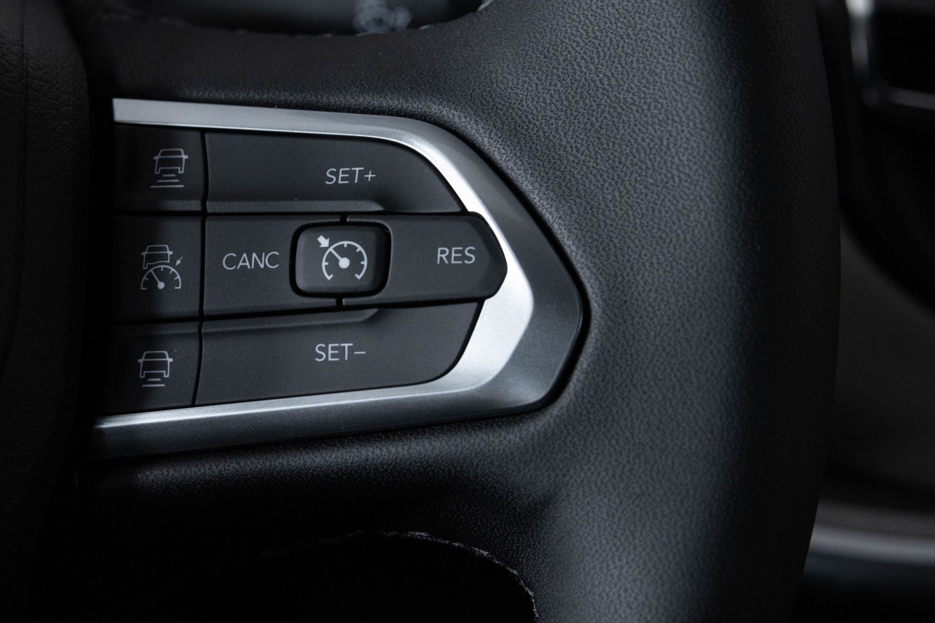 New 2026 Jeep Compass Limited image 31