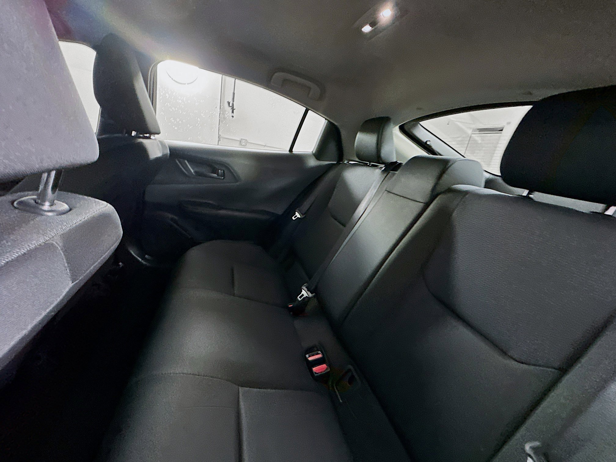 Used 2025 Toyota Prius LE FWD image 27