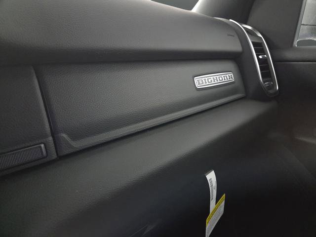 New 2026 RAM 1500 4x4 Crew Cab image 28