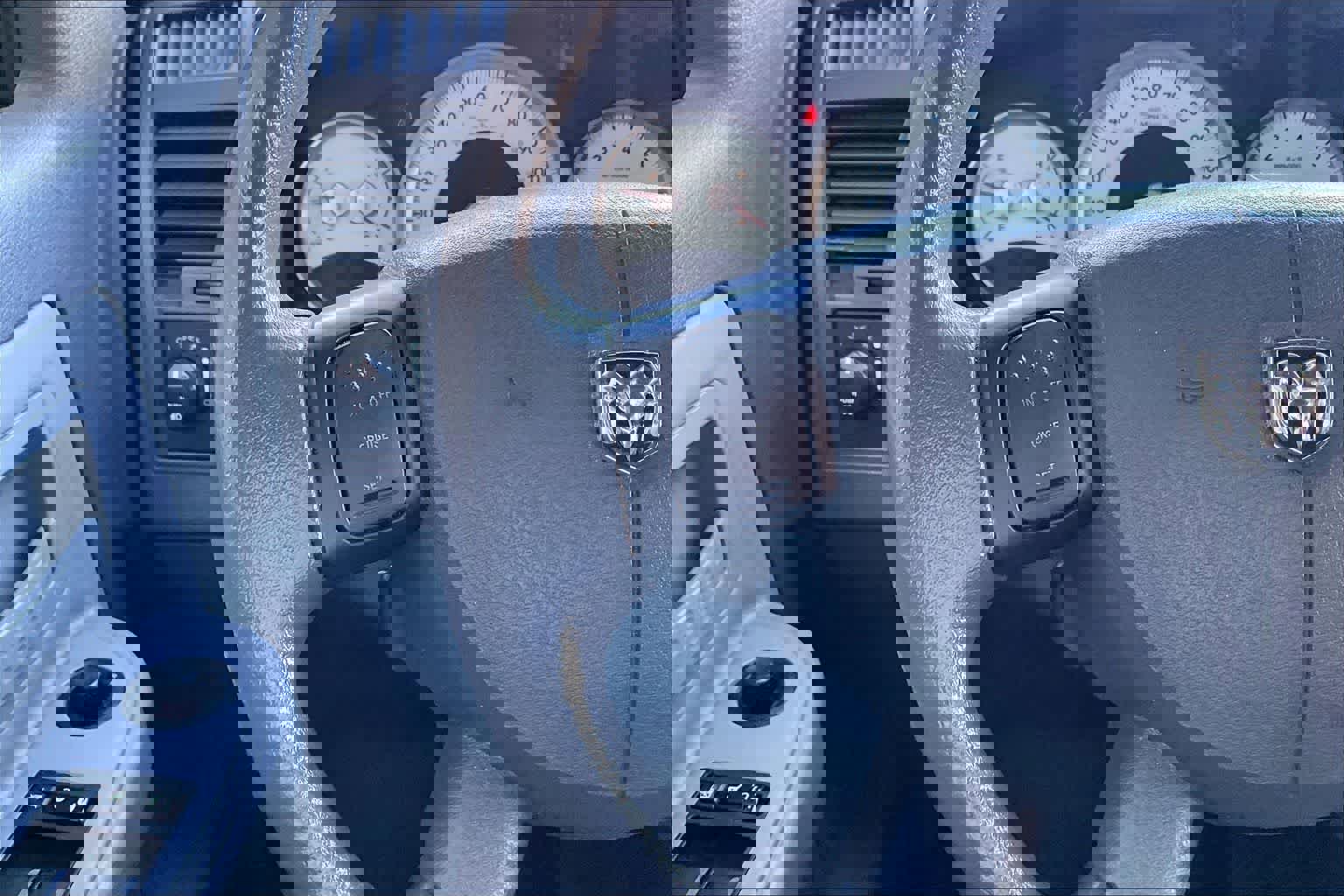 Used 2007 Dodge Dakota SLT image 25