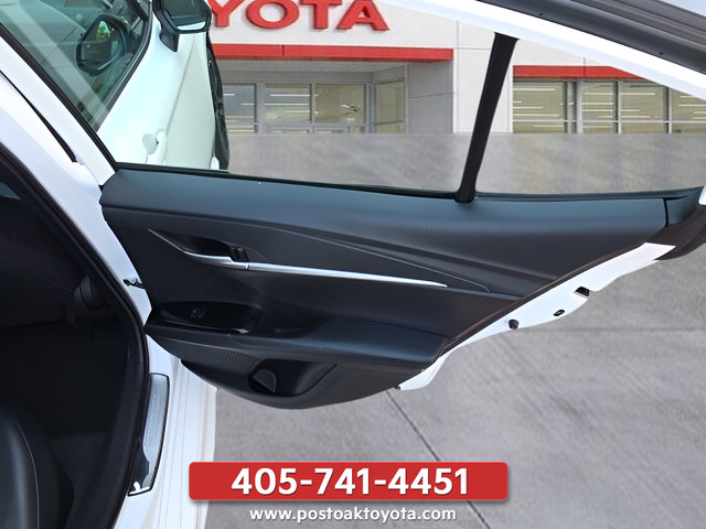 Used 2026 Toyota Camry SE w/ Multimedia Upgrade Package AWD/4WD image 28