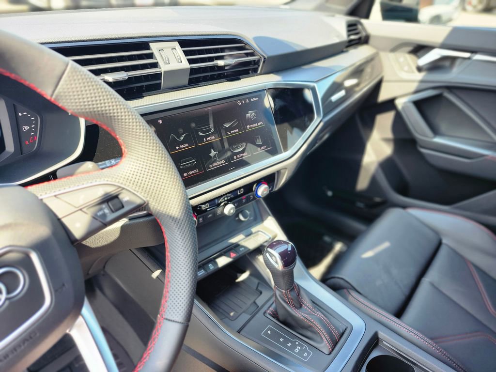 New 2025 Audi Q3 2.0T Premium Plus image 12