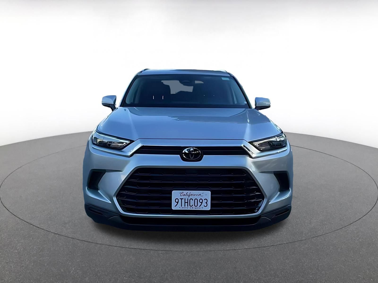 Used 2025 Toyota Grand Highlander FWD image 4