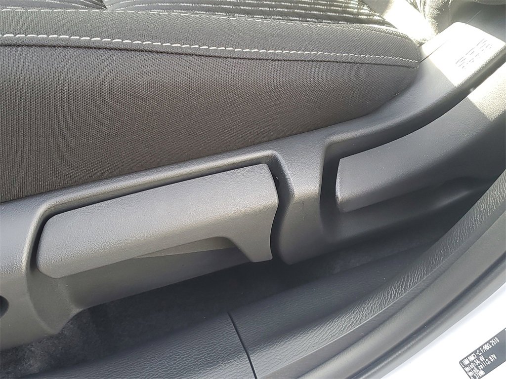 New 2026 Mitsubishi Outlander ES image 18