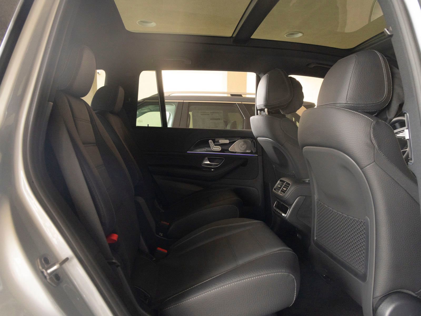 New 2026 Mercedes-Benz GLS 450 4MATIC image 24