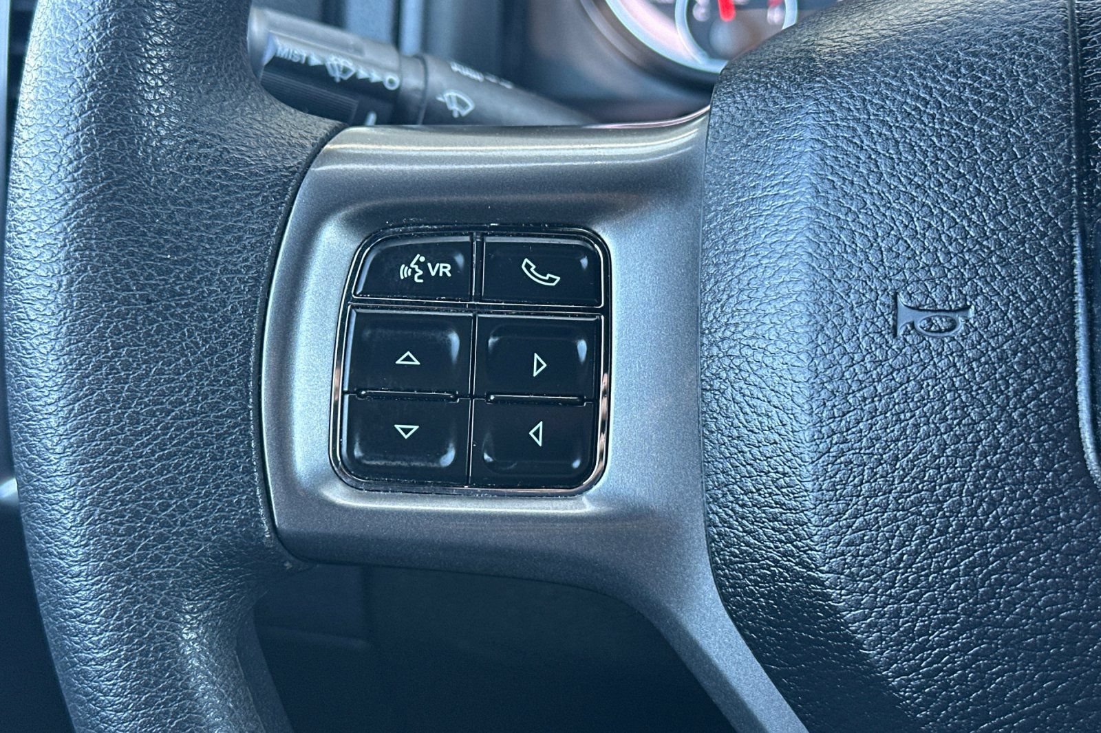 Used 2024 RAM 1500 Warlock AWD/4WD image 31