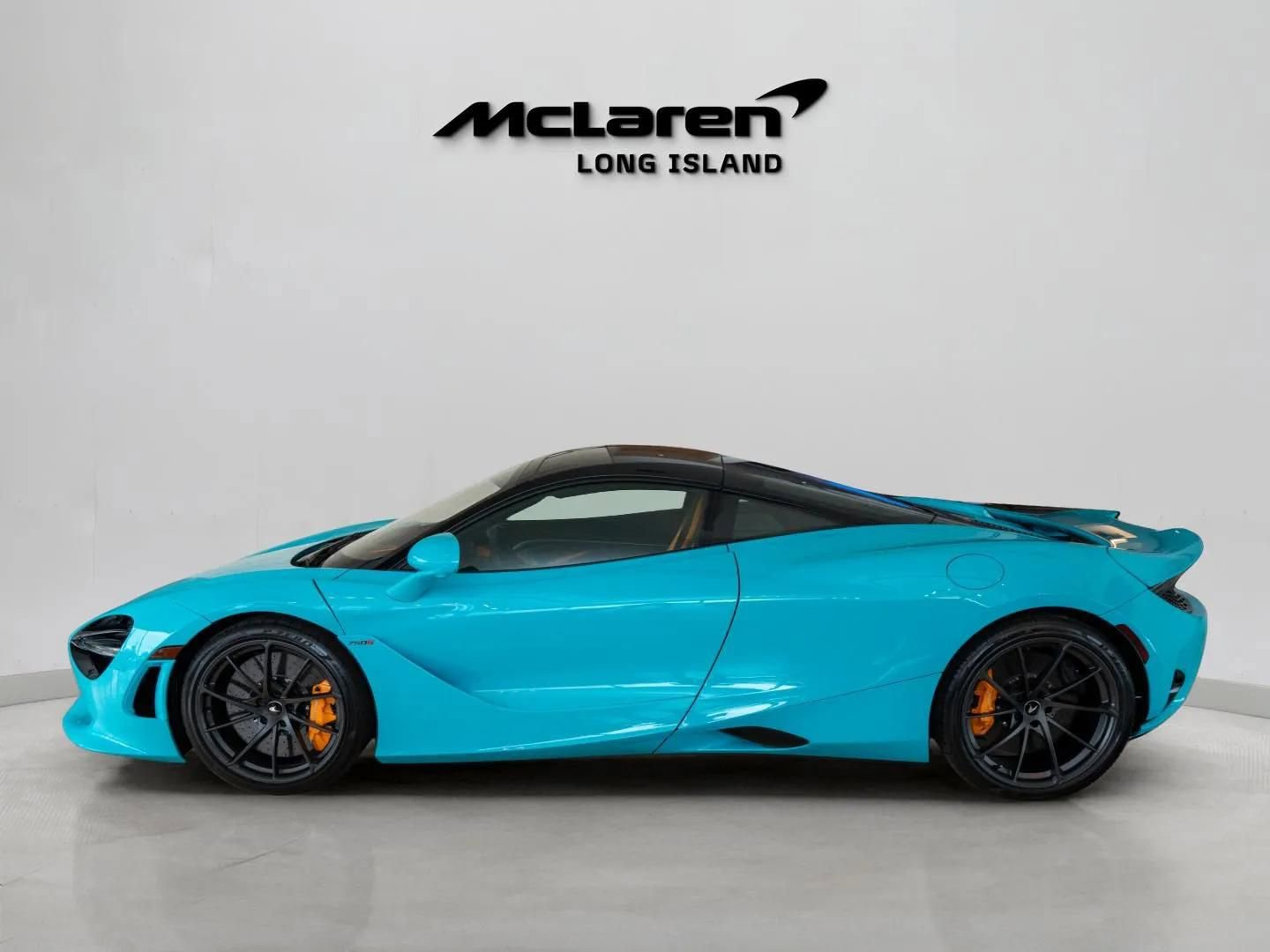 Used 2024 McLaren 750S RWD image 10