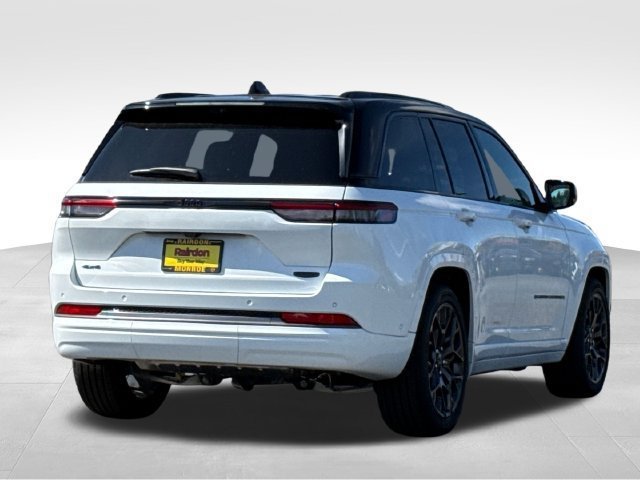 New 2026 Jeep Grand Cherokee Summit w/ Obsidian Package AWD/4WD image 6