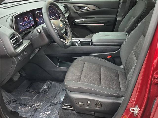 Certified 2024 Chevrolet Traverse LT FWD image 16