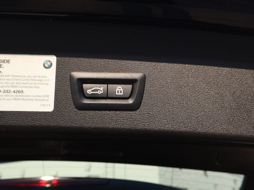 Used 2018 BMW X1 sDrive28i w/ Convenience Package FWD image 11