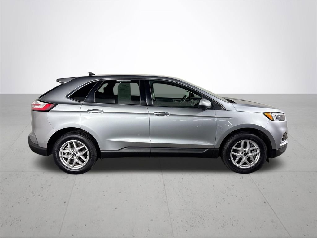 Used 2024 Ford Edge SEL AWD/4WD image 5