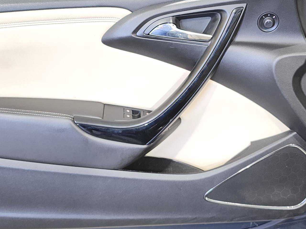Used 2016 Buick Cascada Premium FWD image 19