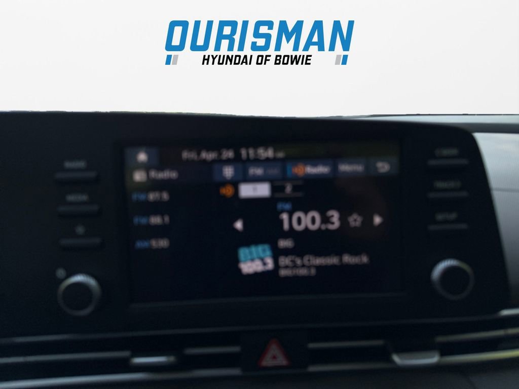 Used 2025 Hyundai Elantra Sport FWD image 17