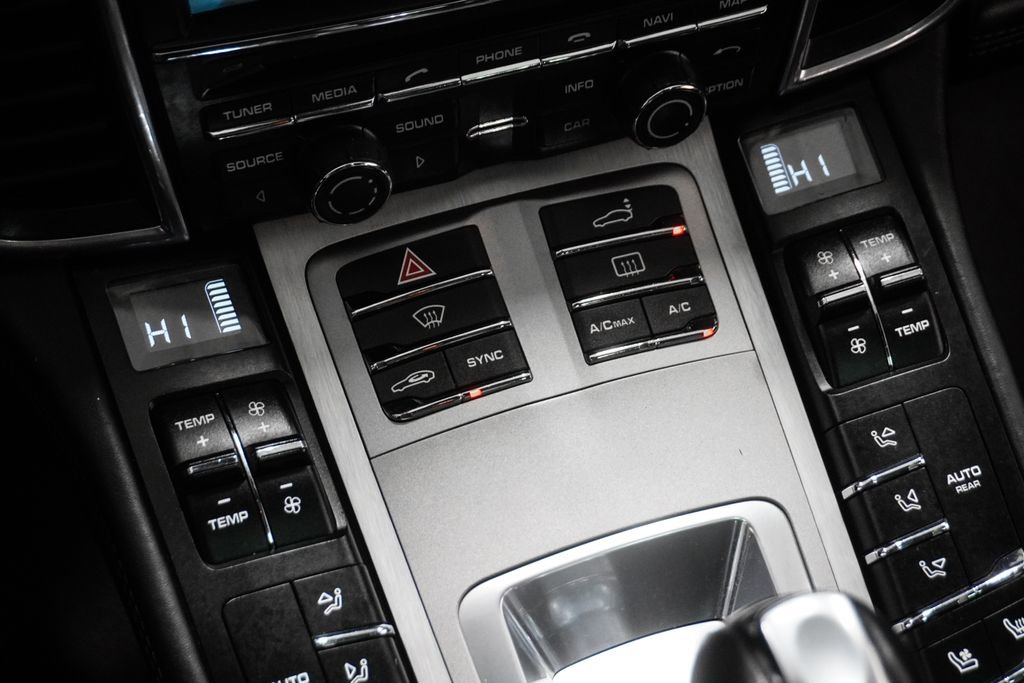 Used 2014 Porsche Panamera Turbo image 24