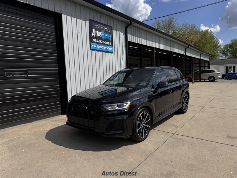 Used 2022 Audi SQ7 Prestige AWD/4WD image 4