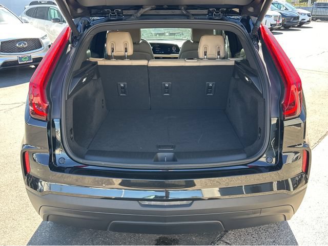 Certified 2024 Cadillac XT4 Luxury w/ Cold Weather Package FWD image 31