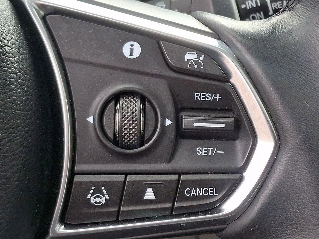 Used 2023 Acura MDX SH-AWD w/ Technology Package image 24
