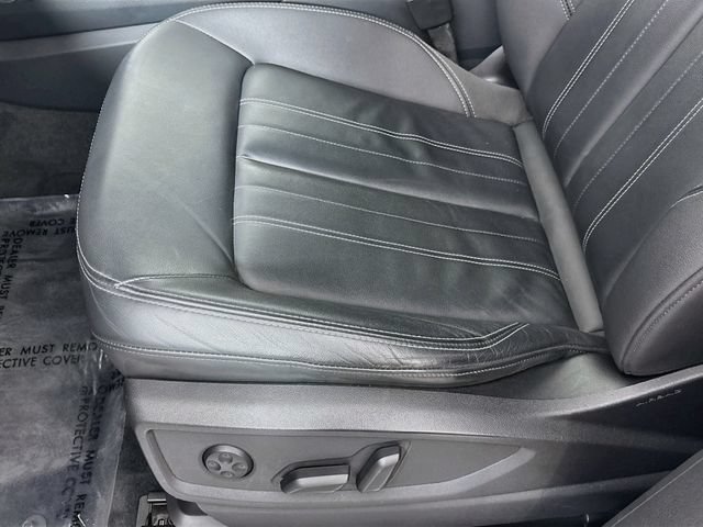 Used 2023 Audi Q5 2.0T Premium w/ Convenience Package AWD/4WD image 17