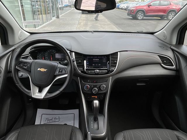 Certified 2022 Chevrolet Trax LT w/ LT Convenience Package AWD/4WD image 19