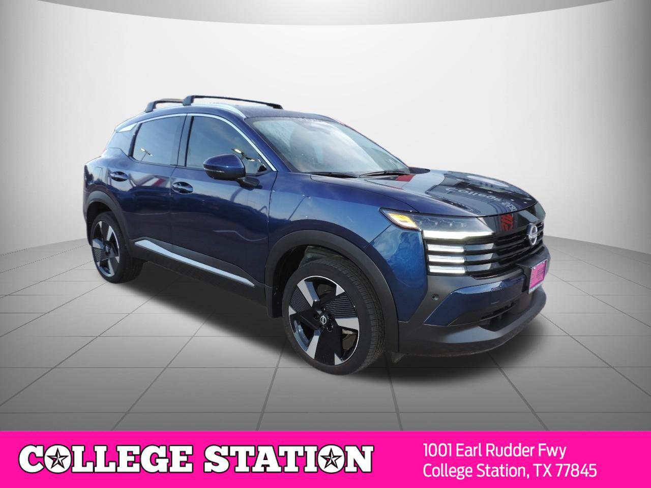 Certified 2025 Nissan Kicks SR FWD image 3