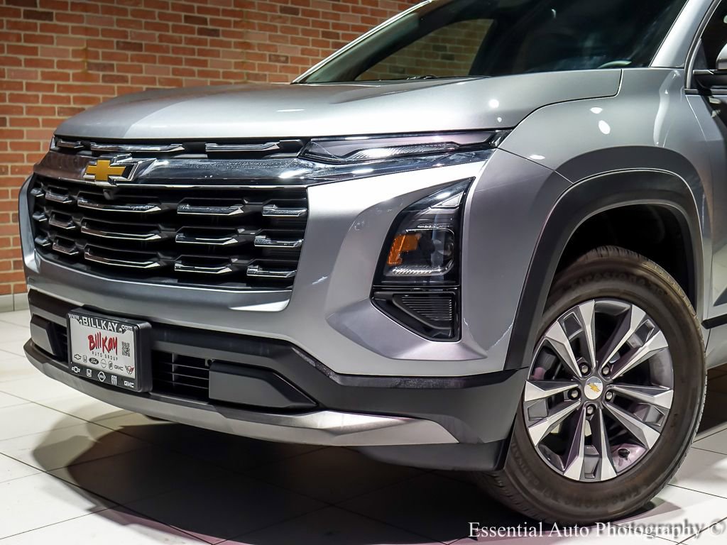 New 2026 Chevrolet Equinox LT image 3