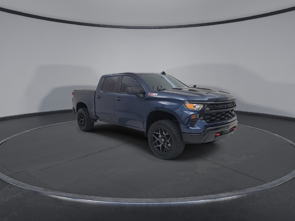 Used 2022 Chevrolet Silverado 1500 Custom Trail Boss AWD/4WD image 3