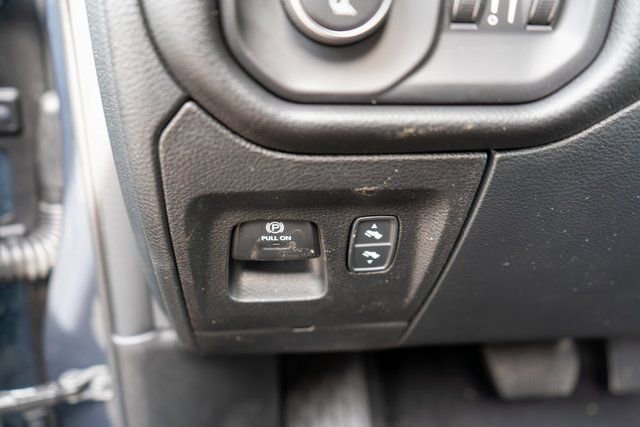 New 2026 RAM 1500 4x4 Crew Cab image 16
