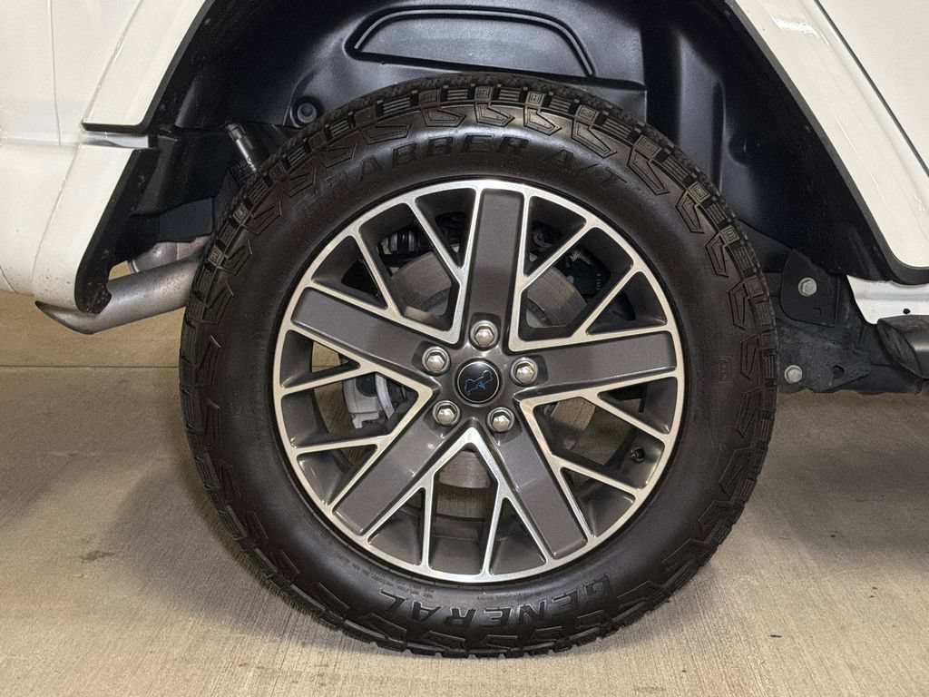 Used 2024 Jeep Wrangler High Altitude AWD/4WD image 7