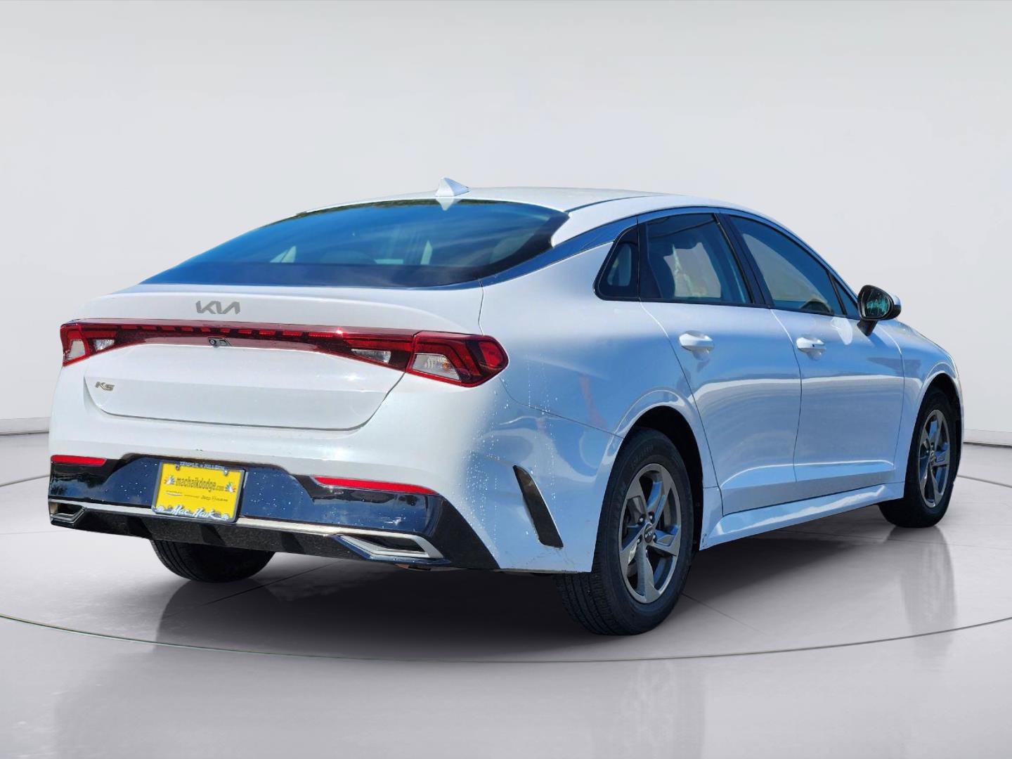 Used 2022 Kia K5 LXS FWD image 5