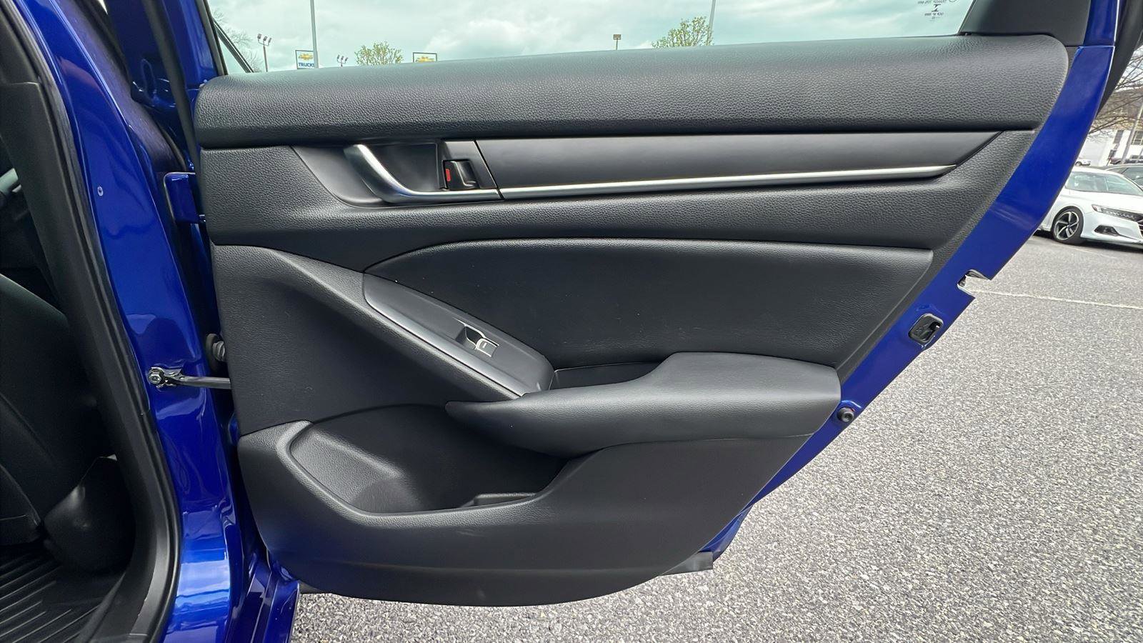 Used 2022 Honda Accord Sport image 14