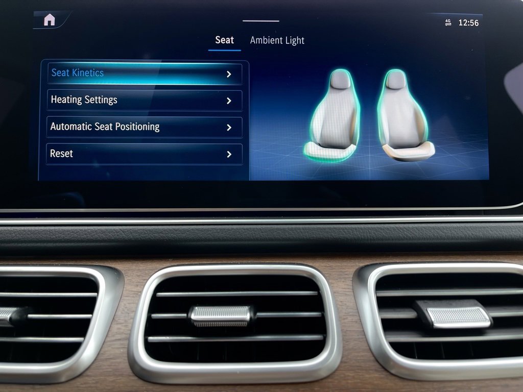 Used 2025 Mercedes-Benz GLS 450 4MATIC image 36