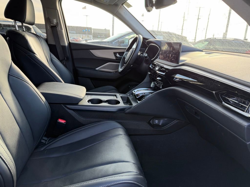 Certified 2025 Acura MDX w/ Technology Package image 13