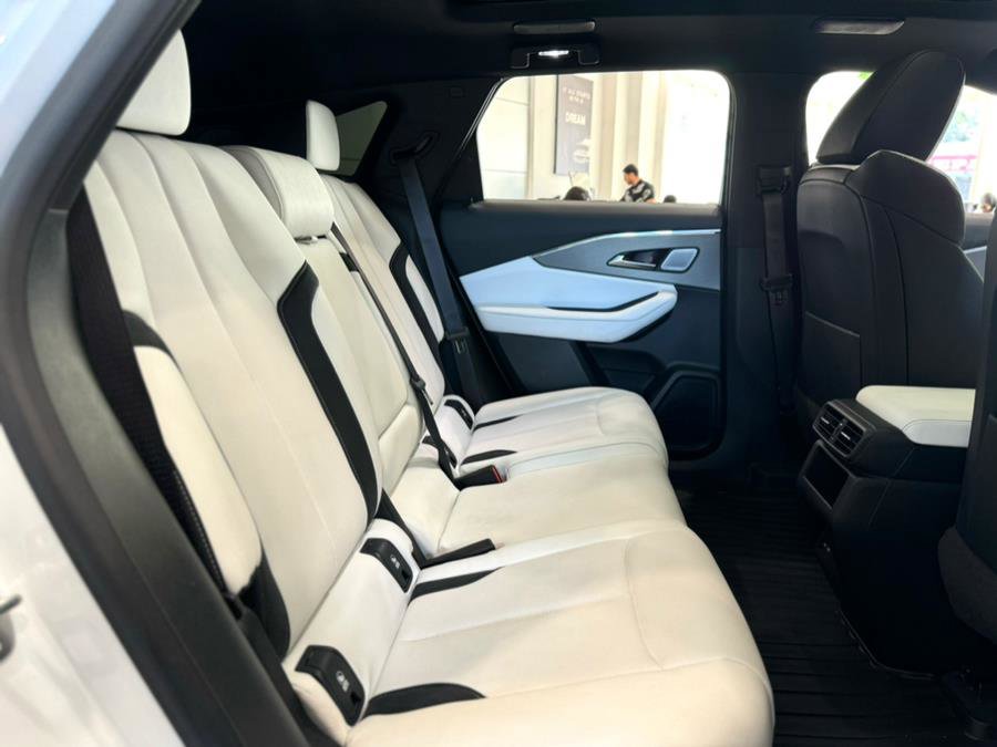 Used 2024 Acura ZDX A-Spec image 23