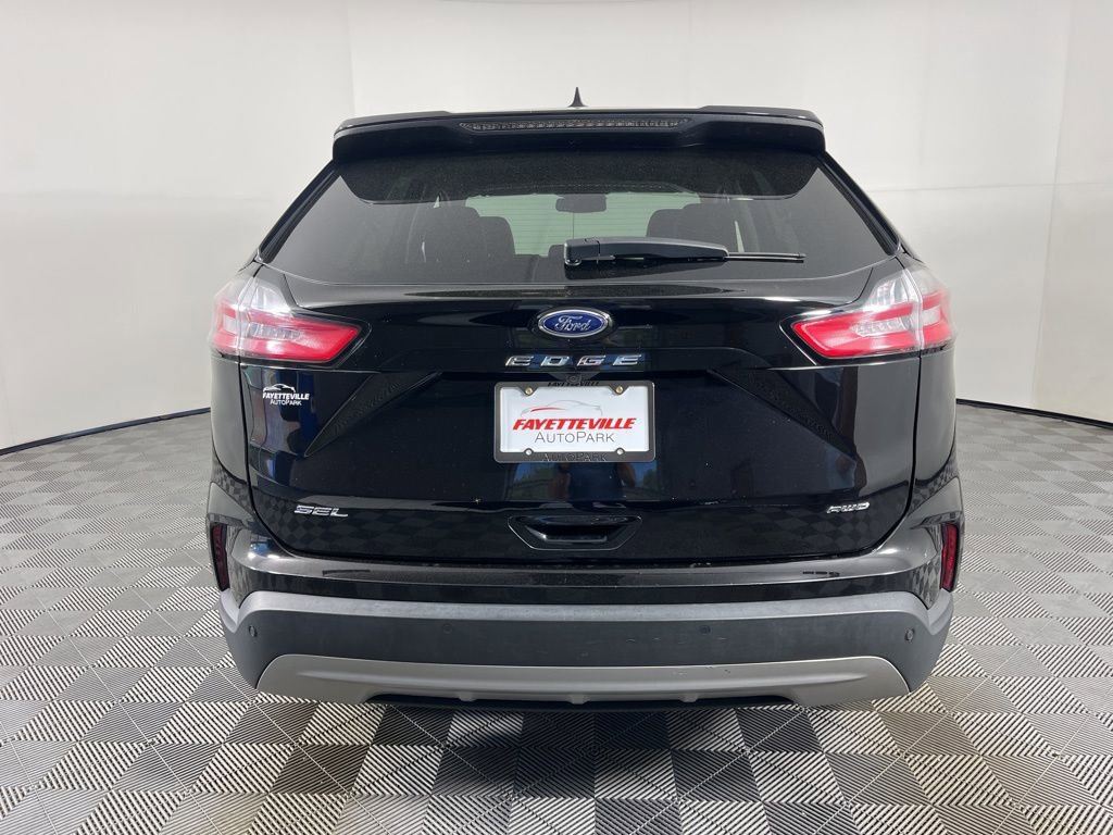 Used 2024 Ford Edge SEL AWD/4WD image 4
