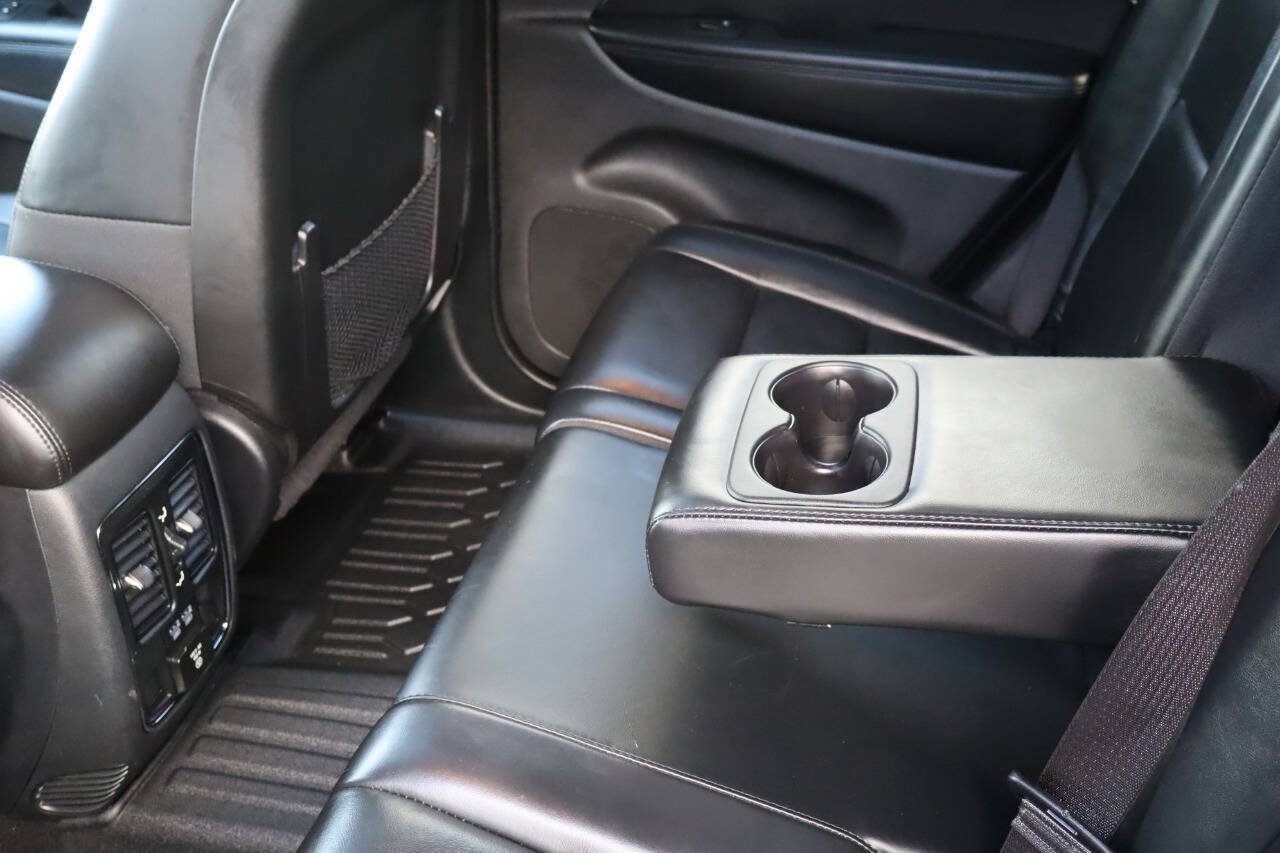 Used 2019 Jeep Grand Cherokee Limited AWD/4WD image 15