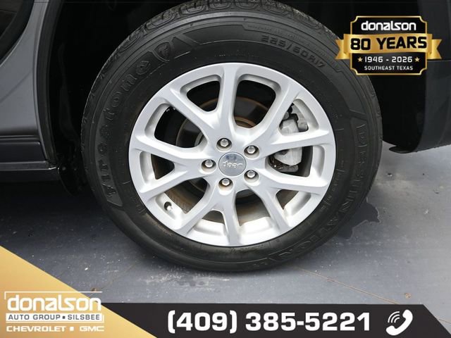 Used 2016 Jeep Cherokee Sport image 13