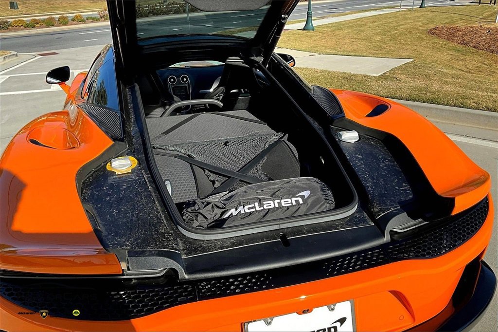 Used 2023 McLaren GT image 28