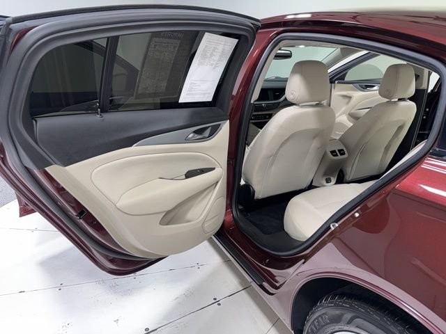 Used 2020 Buick Regal Preferred FWD image 22