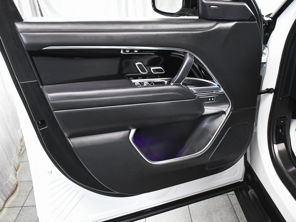 Used 2024 Land Rover Range Rover SE AWD/4WD image 9
