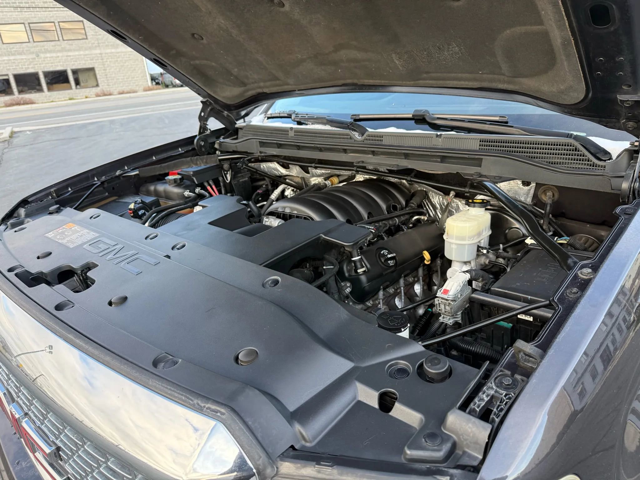 Used 2014 GMC Sierra 1500 Denali w/ Suspension Package, Off-Road image 23