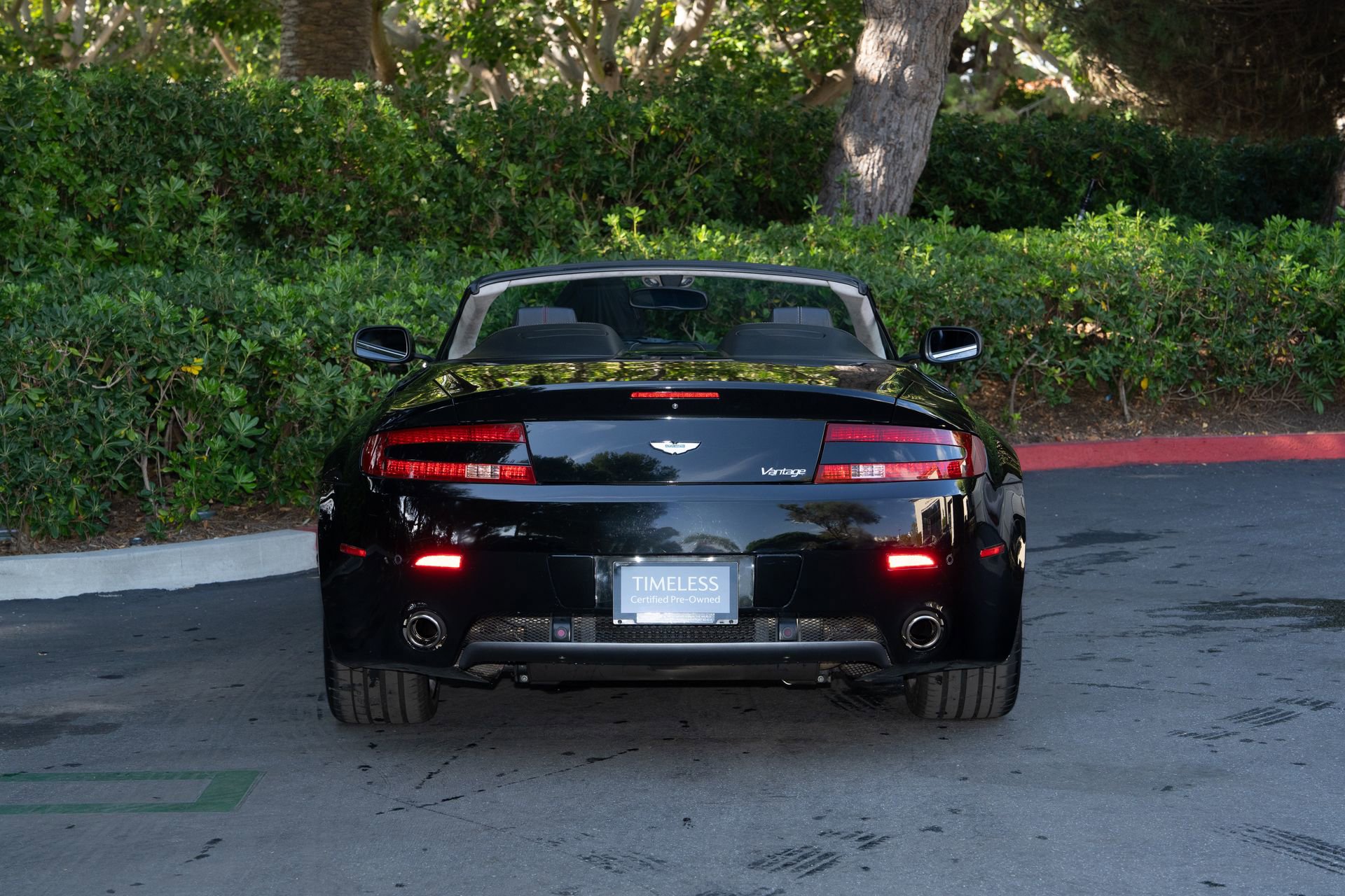 Used 2007 Aston Martin V8 Vantage Roadster image 7