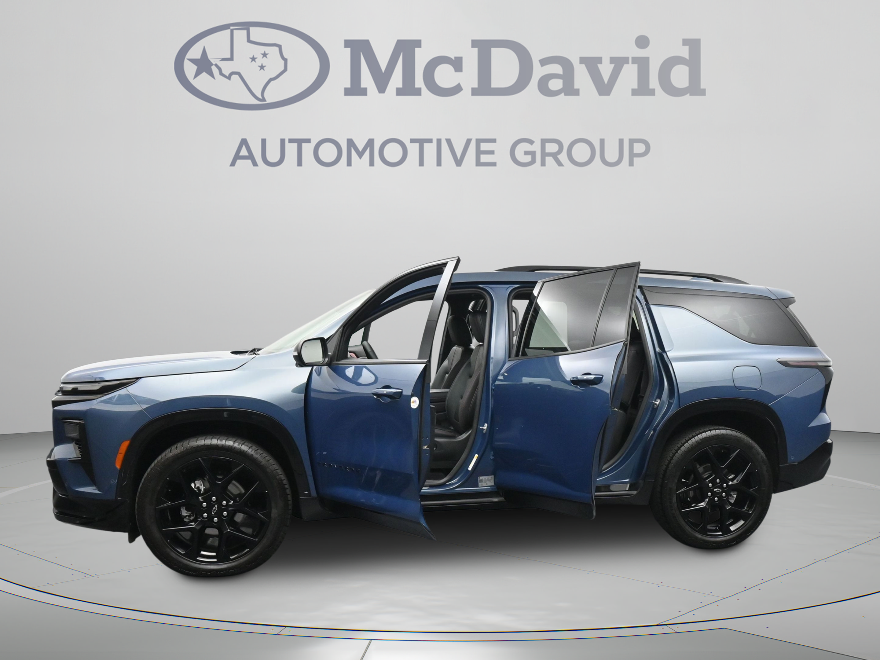 Used 2025 Chevrolet Traverse RS w/ LPO, Cargo Package AWD/4WD image 43